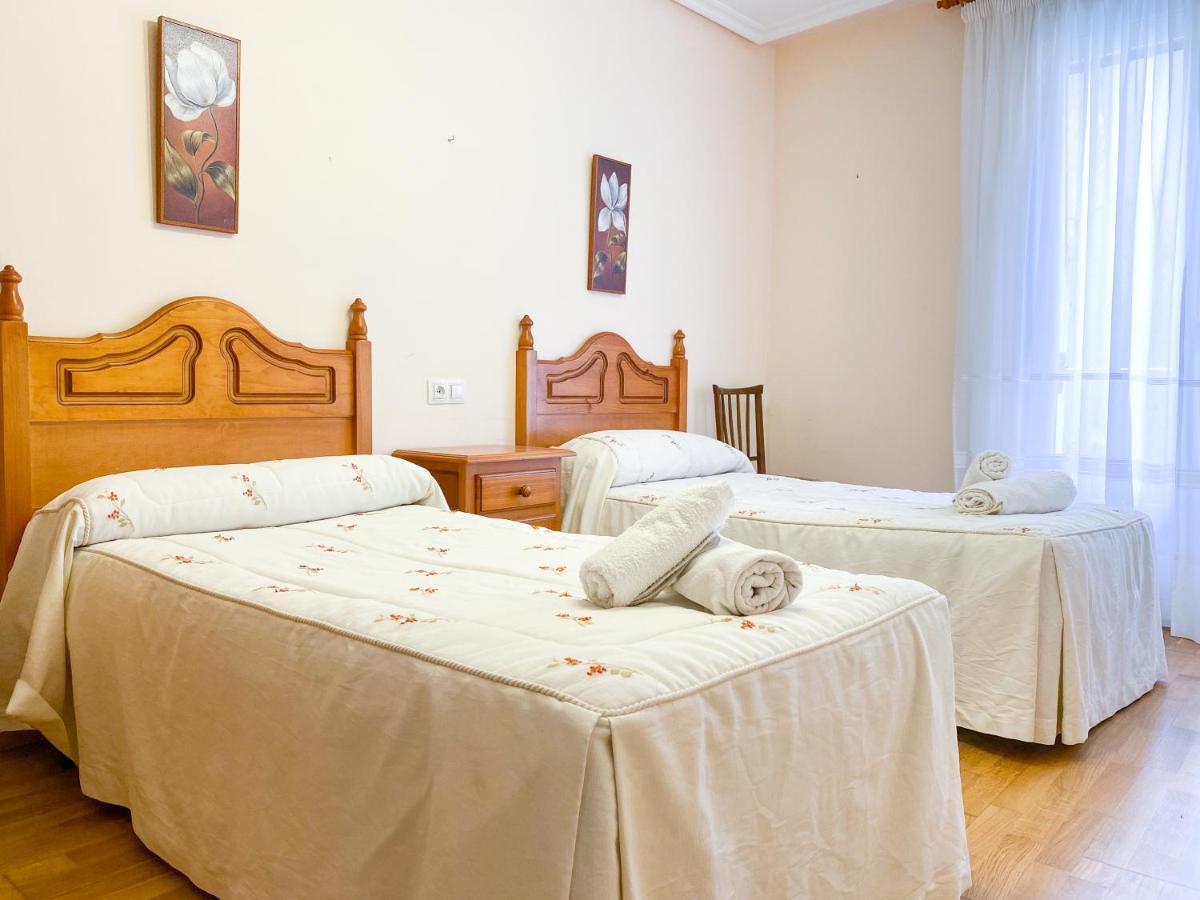 Vivienda Turistica Los Leones 贝尔兰加德杜埃罗 外观 照片