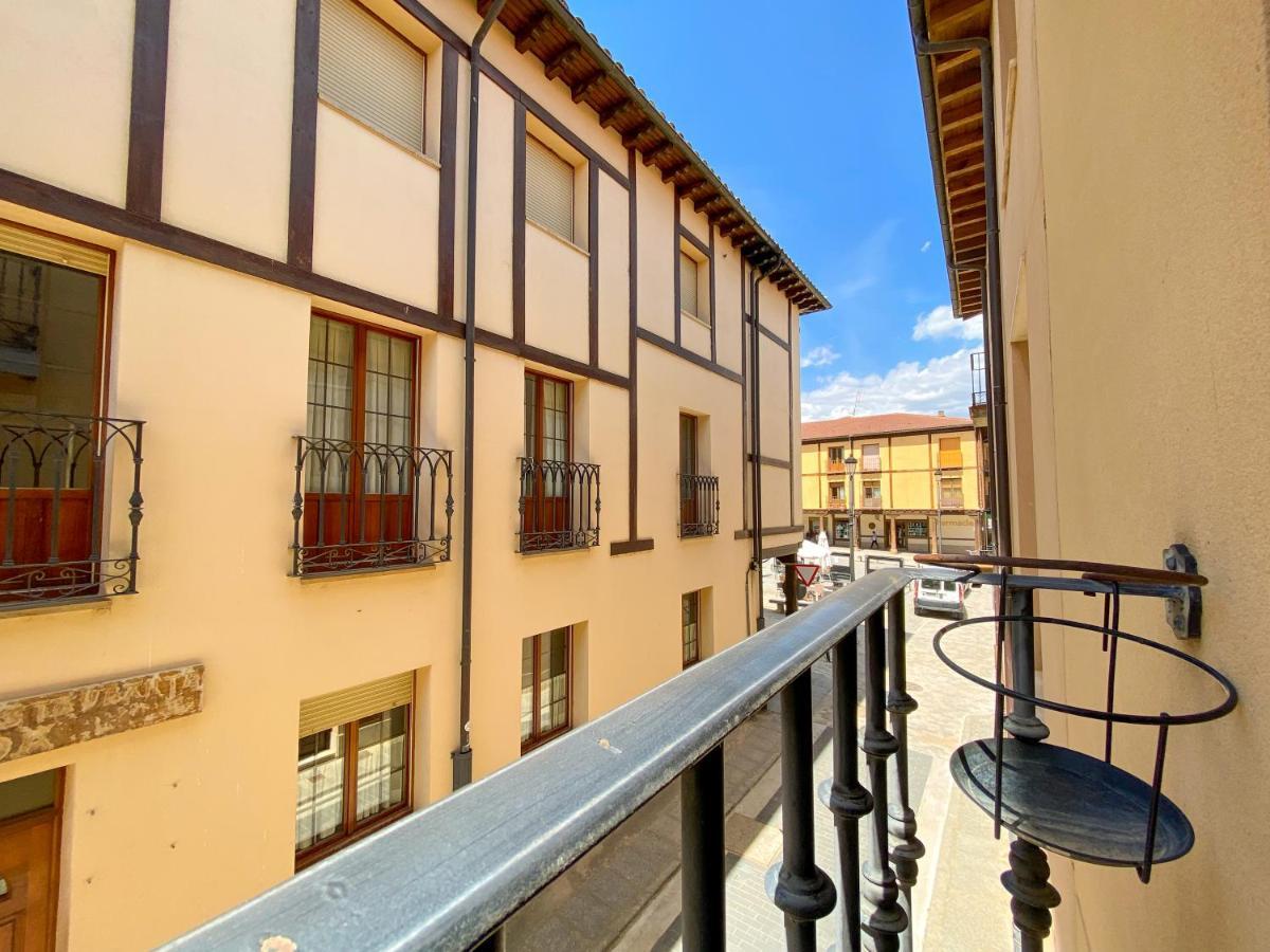 Vivienda Turistica Los Leones 贝尔兰加德杜埃罗 外观 照片